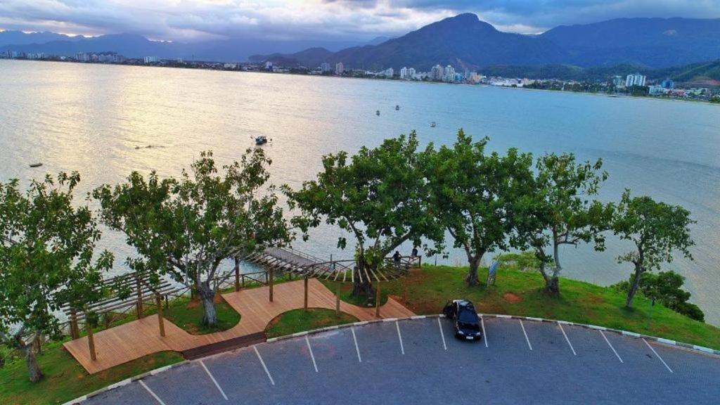 Apto Lindo 2 Dor Piscina Ar Internet 101 A Caraguatatuba Zewnętrze zdjęcie